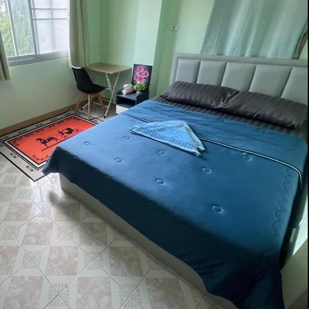 Jatuporn A2 Apartment Rangsit Екстериор снимка