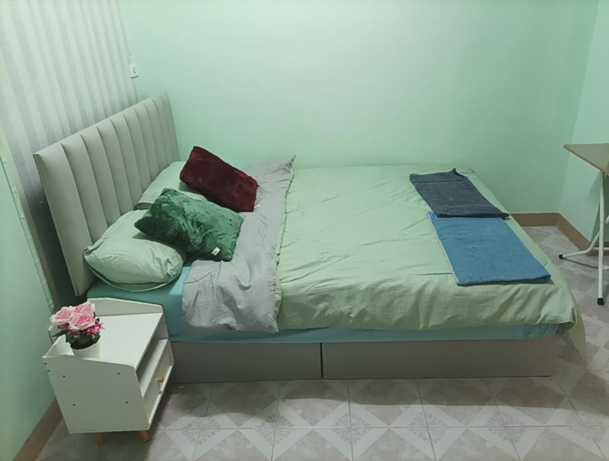 Jatuporn A2 Apartment Rangsit Екстериор снимка