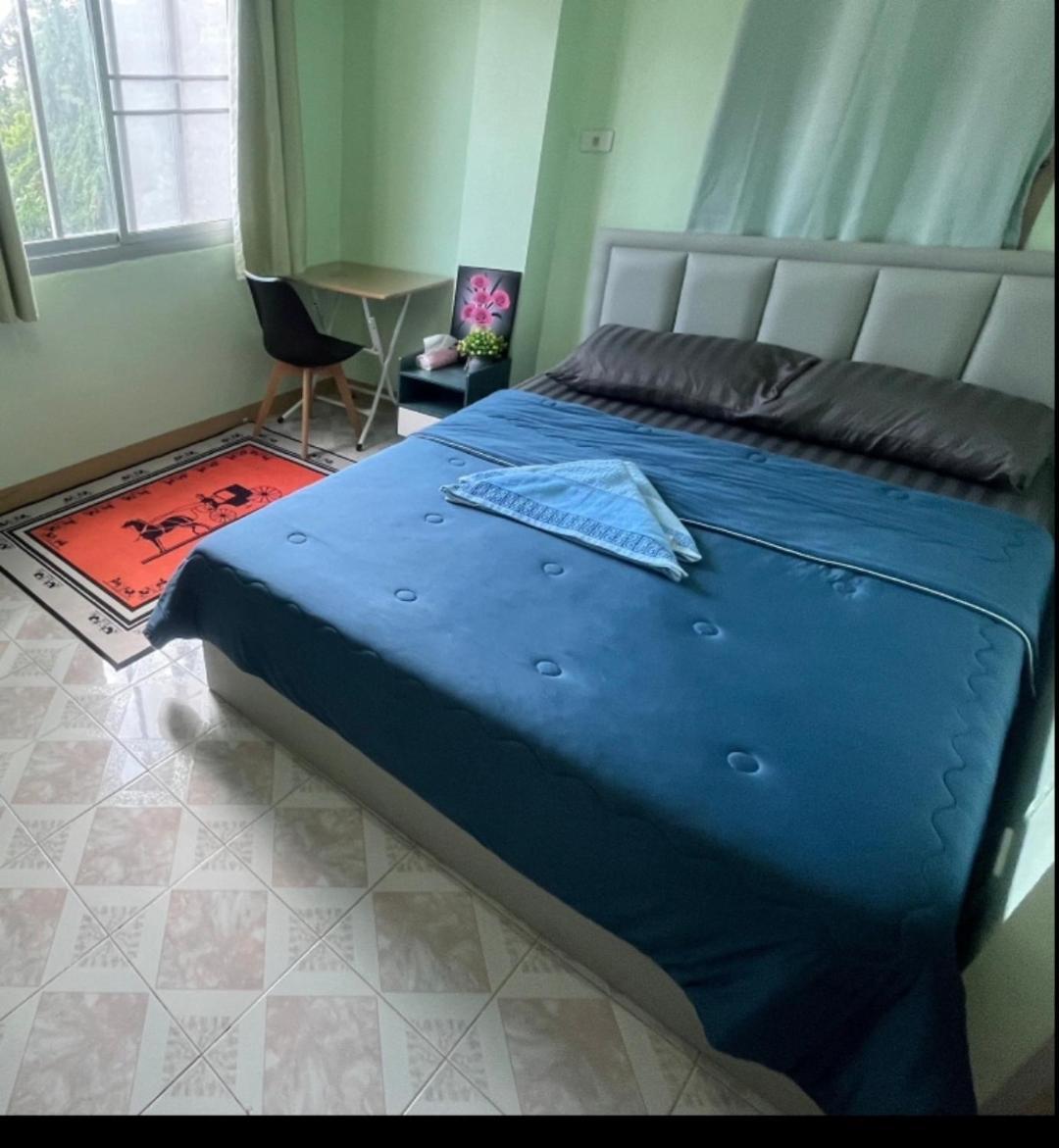 Jatuporn A2 Apartment Rangsit Екстериор снимка